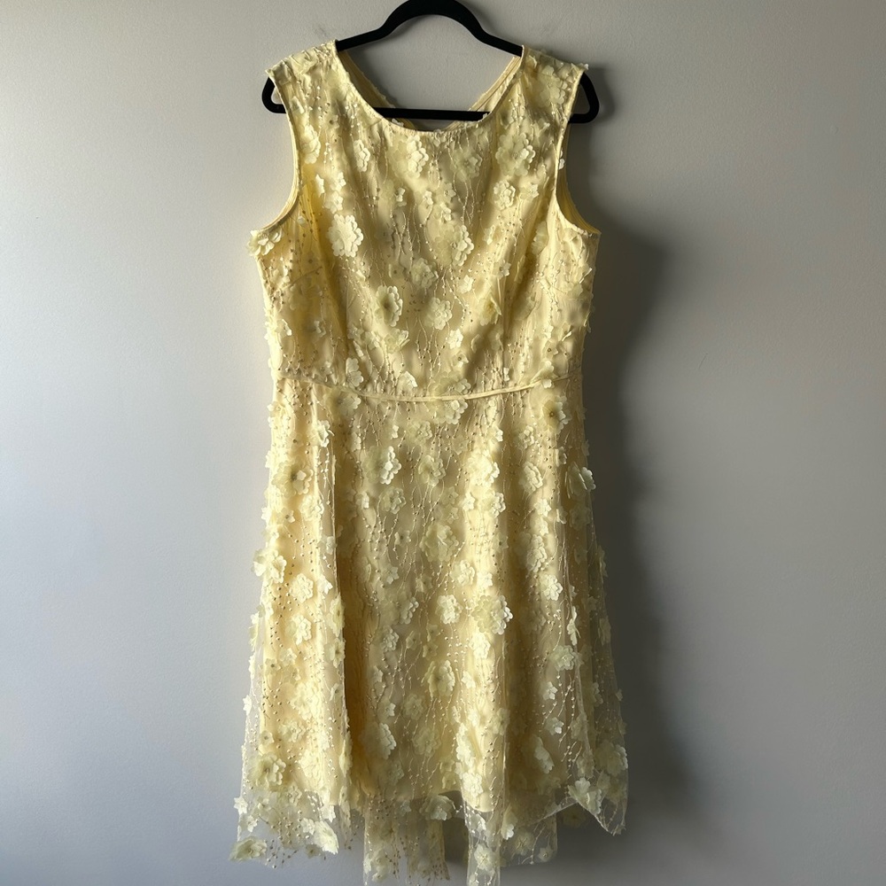 Alex Marie yellow floral applique' and embroidered sleeveless dress